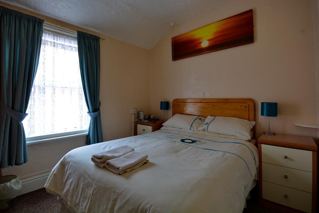 Shazron Hotel Blackpool Kültér fotó